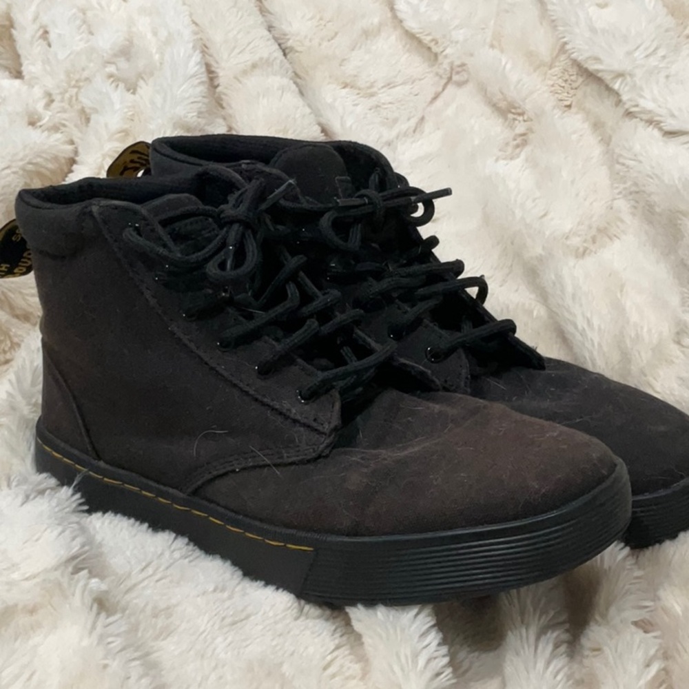 Dr Martens Men’s Sneaker Shoe
